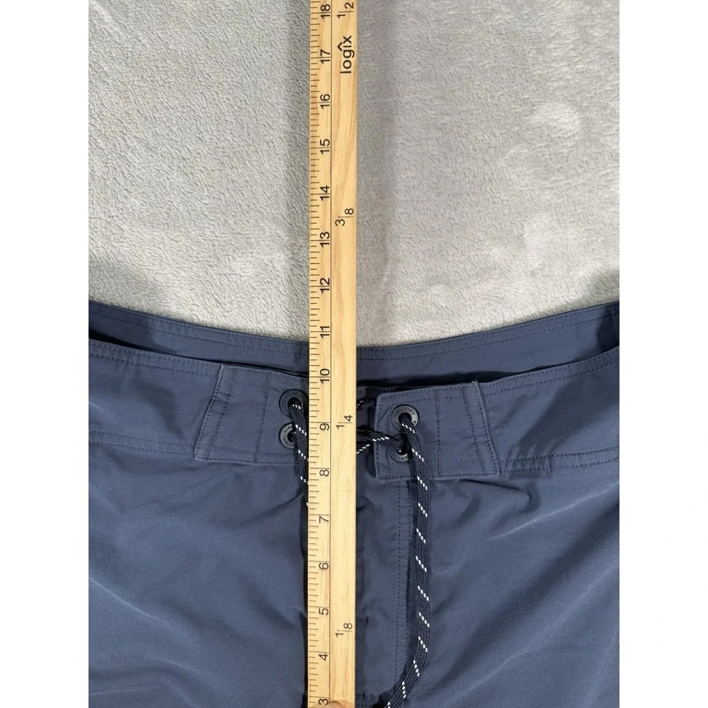 Columbia PFG Board Shorts Mens 32 Blue Large Mouth Bass Graphic Fishing Swimwear